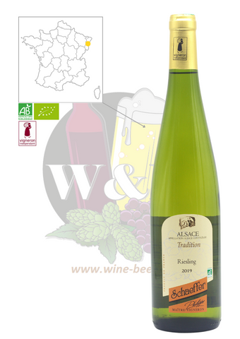 Bottle of AOC Alsace - Riesling Domaine Schaeffer. This is an elegant white wine with a pronounced aromatic side. Ideal with white meats and shellfish.