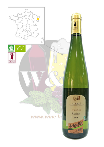 Bouteille d'AOC Alsace - Riesling Domaine Schaeffer. C'est un vin blanc élégant, possédant un côté aromatique bien marqué. Idéal avec les viandes blanches et les crustacés.