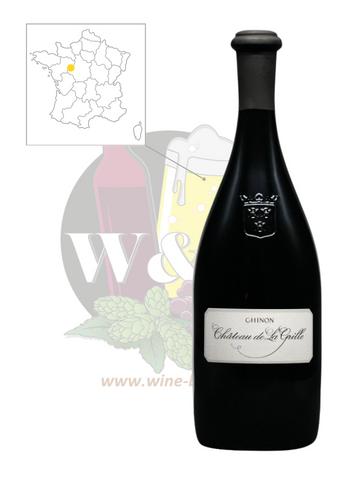 Bouteille d'AOC Chinon - Château de la Grille 2020. C'est un vin rouge élaboré à partir de vieilles vignes de plus de 50ans ! On y retrouve des notes de fruits noirs, de sous bois, de mûres et d'épices...