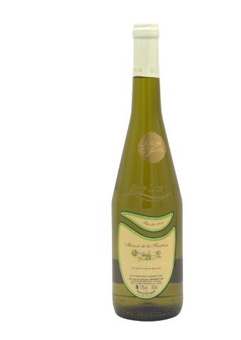 Bouteille d'AOC Muscadet Sèvre et Maine sur Lie - Manoir de la firetière. C'est un vin blanc possédant des notes d'agrumes caractérisées par le citron mais aussi de beaux fruits exotiques.
