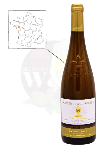 Bouteille d'IGP Val de Loire - Tête de cuvée 100% sauvignon Manoir La Firetière. C'est un vin blanc possédant un nez aromatique et complexe. Il se révèle par des notes de fruits blancs ainsi qu'une légère acidité rafraîchissante.