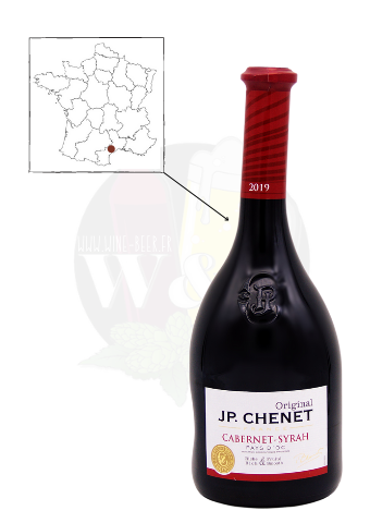 Bouteille d'IGP Pays d'Oc - JP Chenet Cab/Syrah. C'est un vin rouge structuré, soyeux sur des notes de cerise et de cassis.